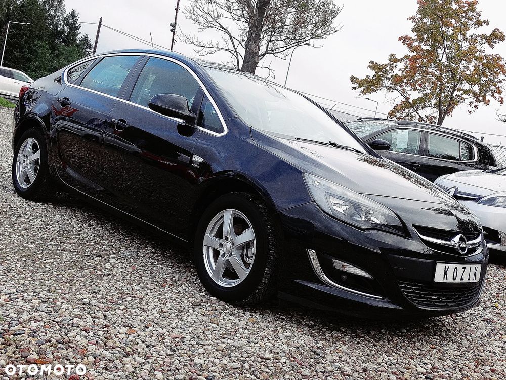 Opel Astra 1.4 Turbo Active - 8