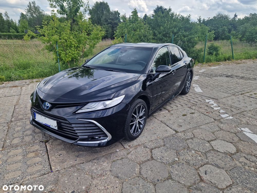 Toyota Camry ver-2-5-hybrid-executive-cvt - 1