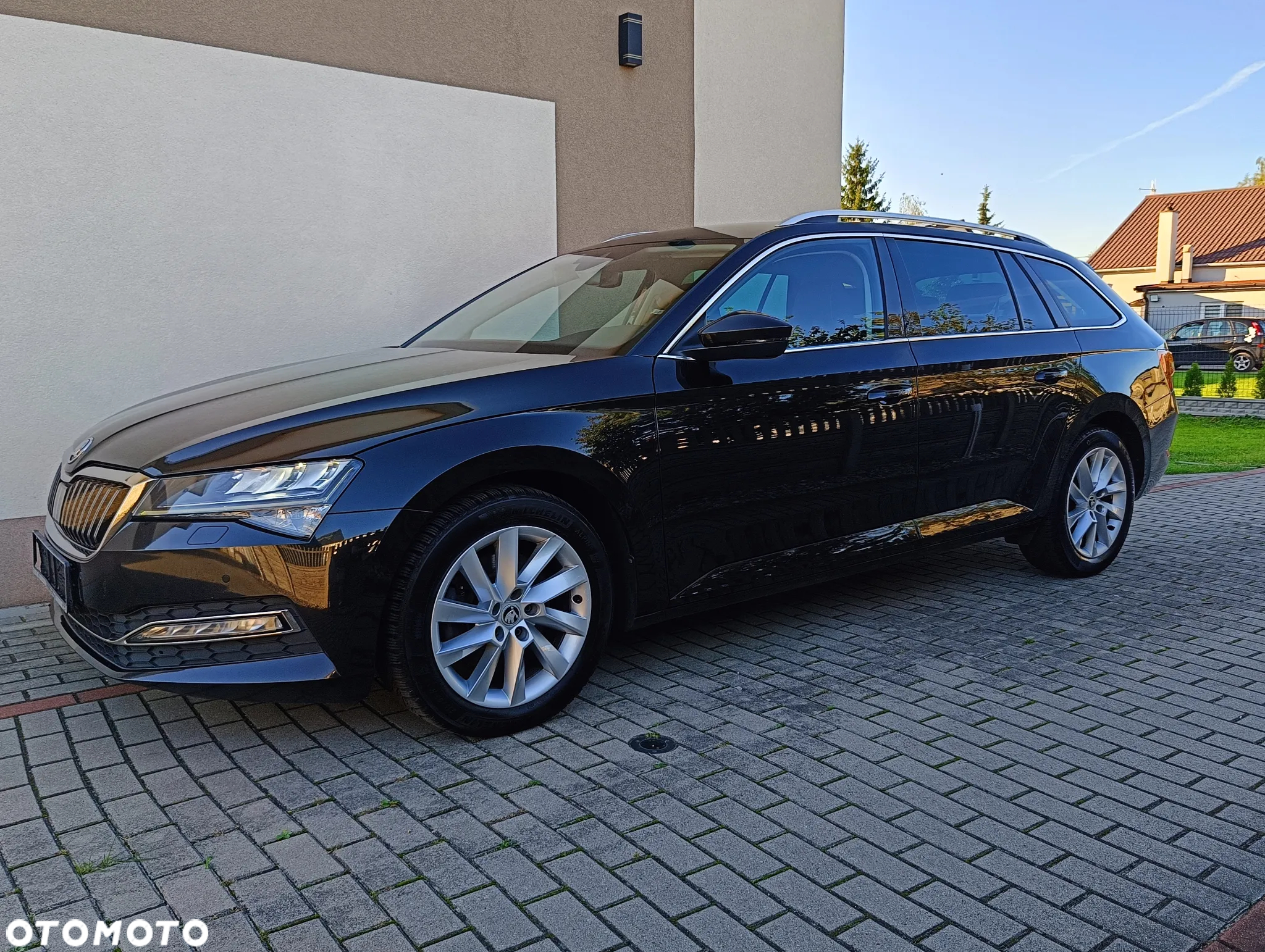 Skoda Superb Combi 2.0 TDI DSG Ambition - 7