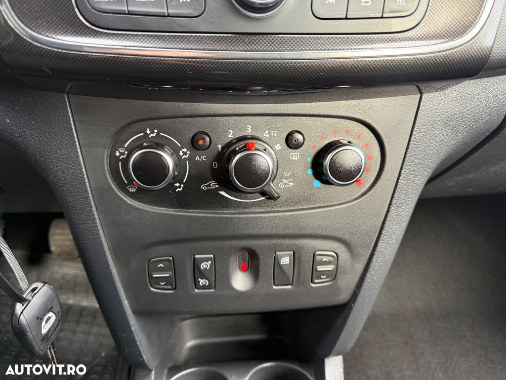 Dacia Logan 0.9 90CP Laureate - 11