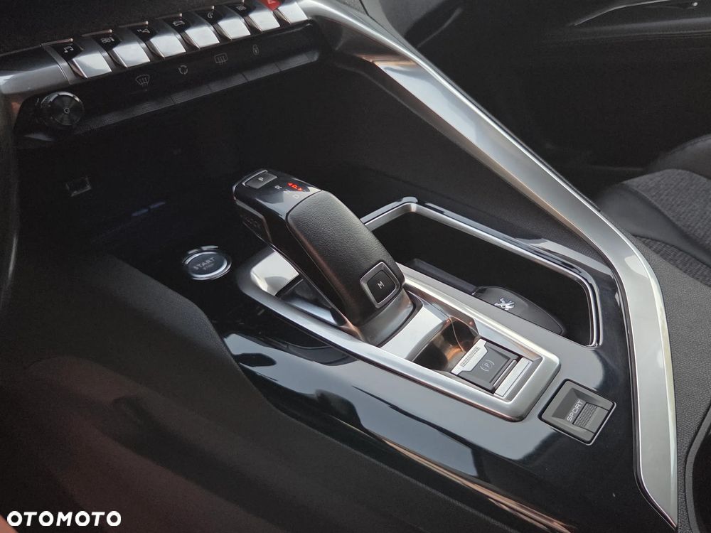 Peugeot 3008 BlueHDi 130 Stop & Start EAT8 Allure - 10
