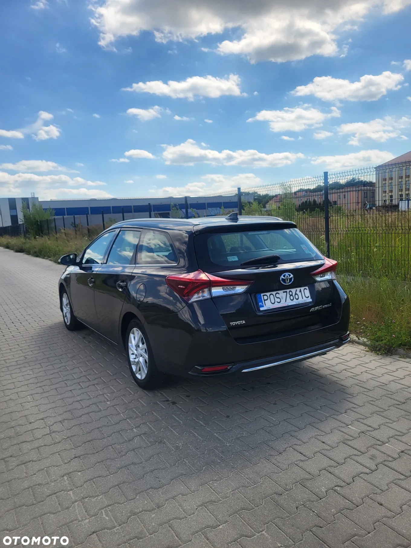 Toyota Auris 1.8 VVT-i Hybrid Automatik Comfort - 4