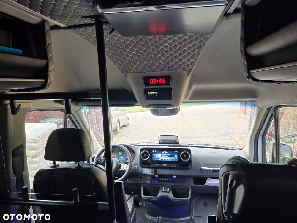 Mercedes-Benz SPRINTER - 29