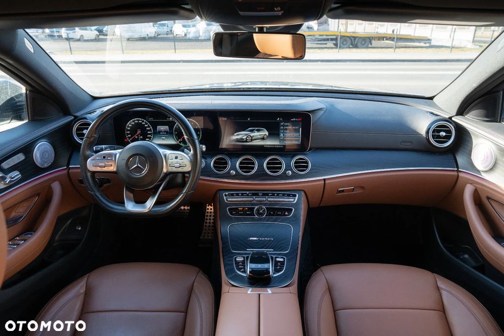 Mercedes-Benz Klasa E 300 de 9G-TRONIC AMG Line - 32