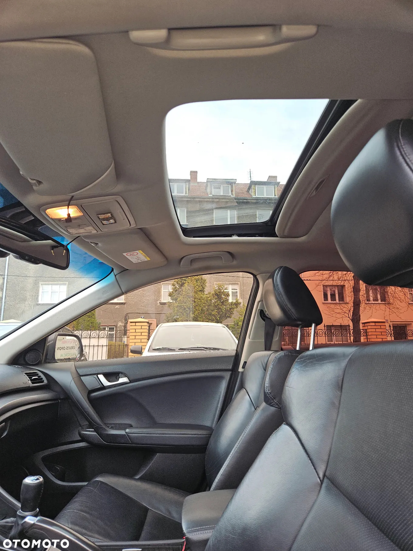 Honda Accord 2.0 Executive - 10