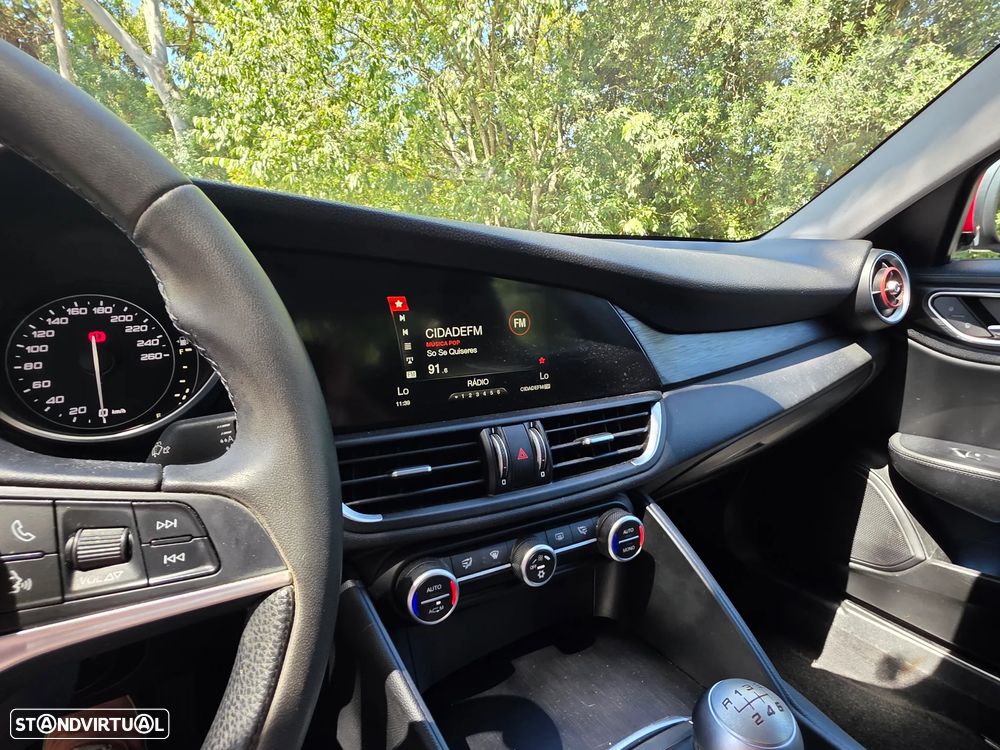 Alfa Romeo Giulia 2.2 D Super - 17