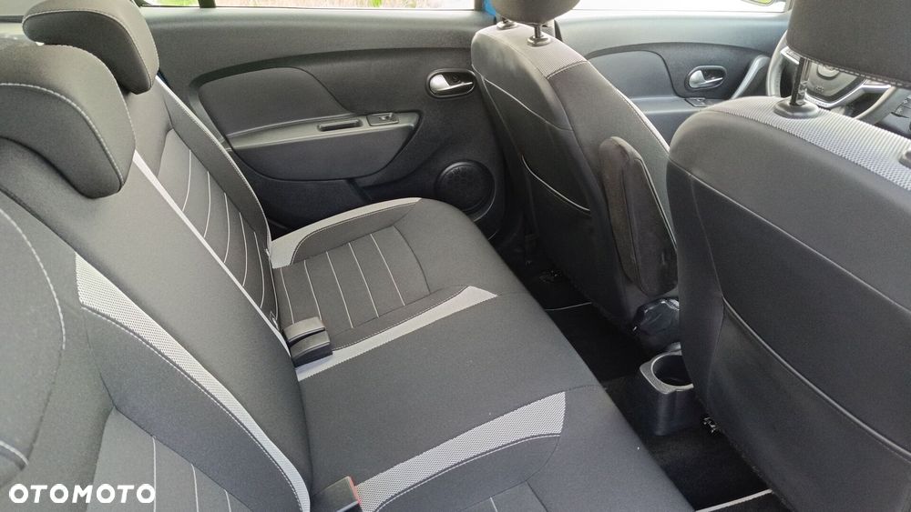 Dacia Sandero - 10