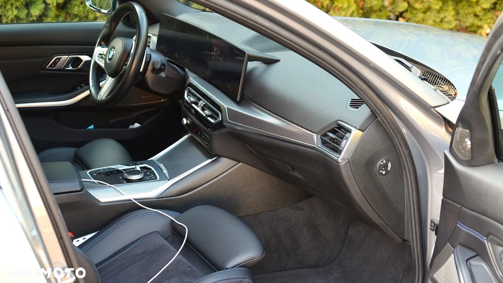 BMW Seria 3 320d mHEV M Sport - 12