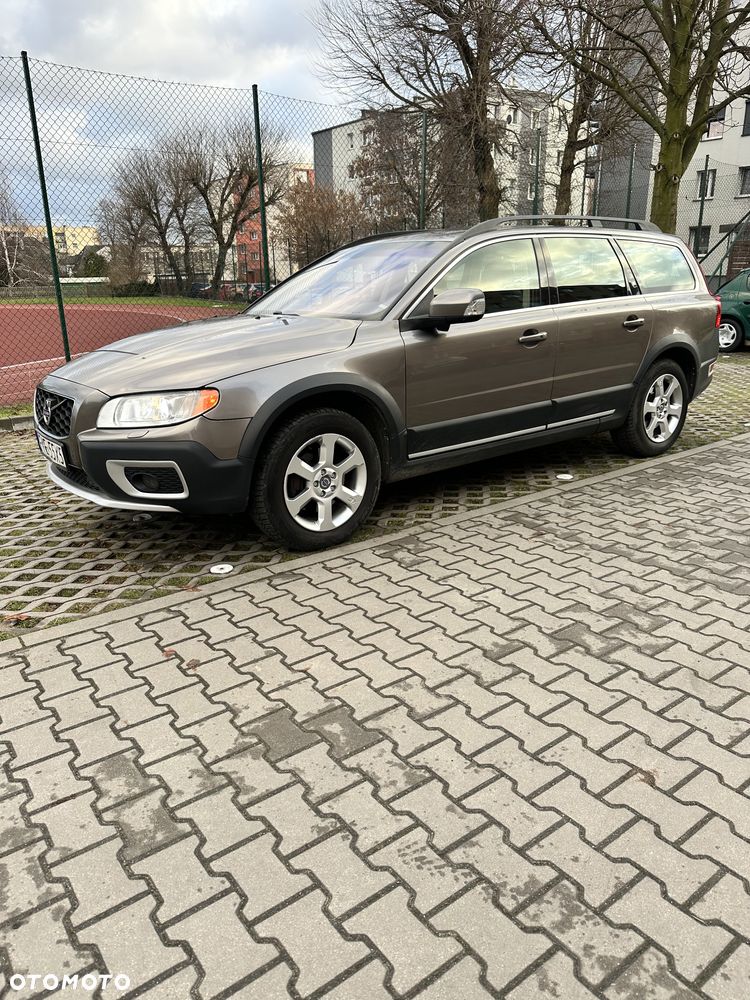 Volvo XC 70 D5 AWD Summum - 1