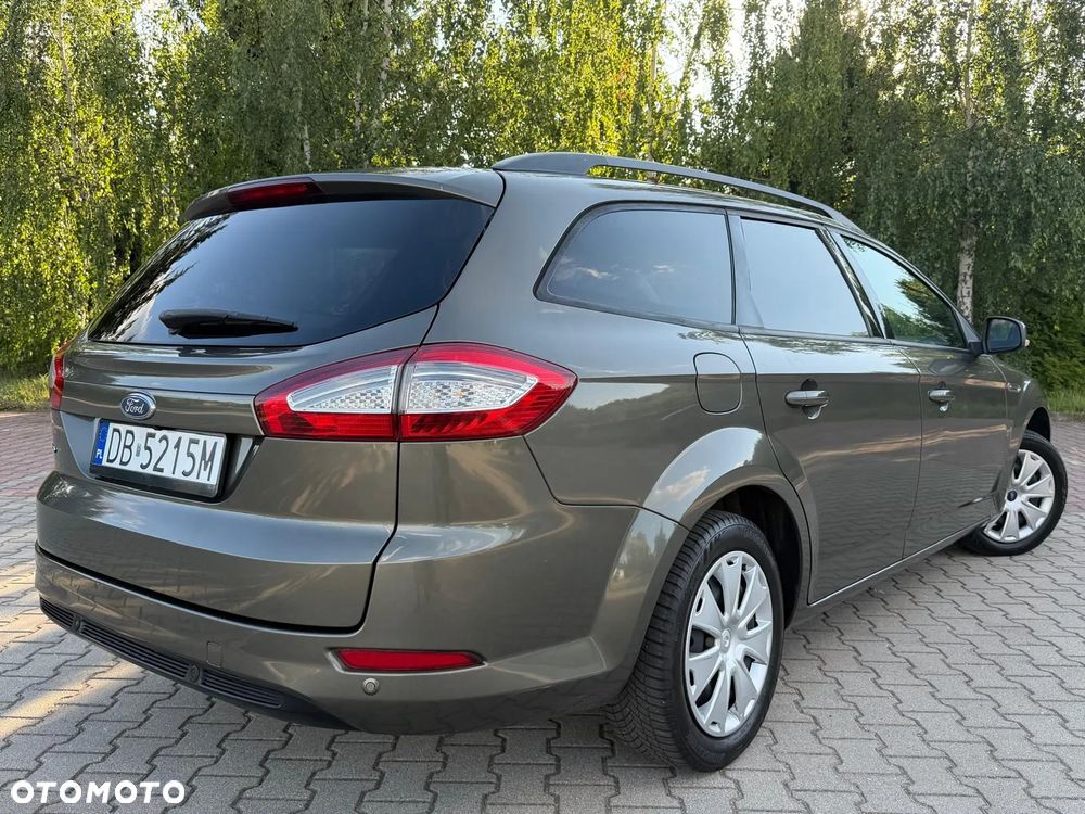 Ford Mondeo 1.6 Ti-VCT Champions Edition - 40
