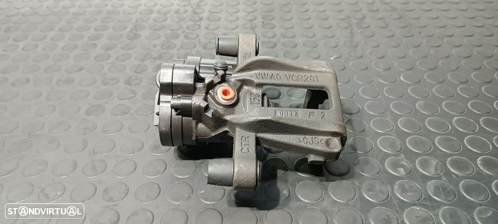 PINÇA DE TRAVÃO TRASEIRA ESQUERDA VOLKSWAGEN GOLF VIII LIM. (CD1) STYLE - 1