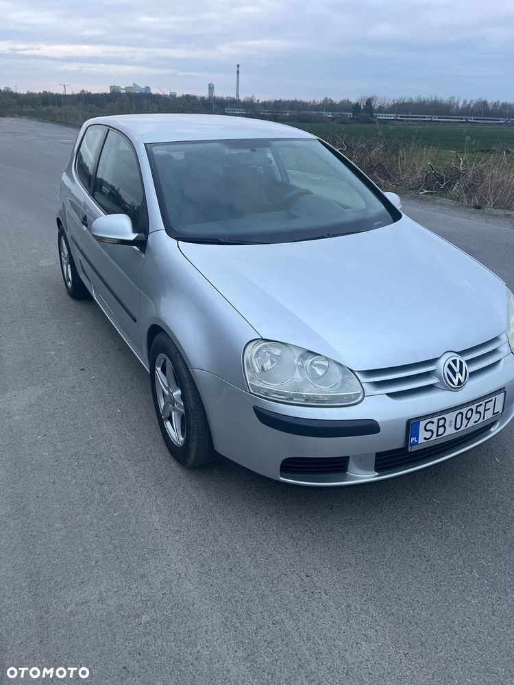 Volkswagen Golf - 2