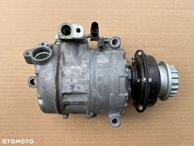 SPRĘŻARKA KLIMATYZACJI KOMPRESOR 7H0820805J VW T5 CARAVELLE DOKA MULTIVAN TRANSPORTER 2.5 TDI TOUAREG PHAETON 5.0 TDI - 1