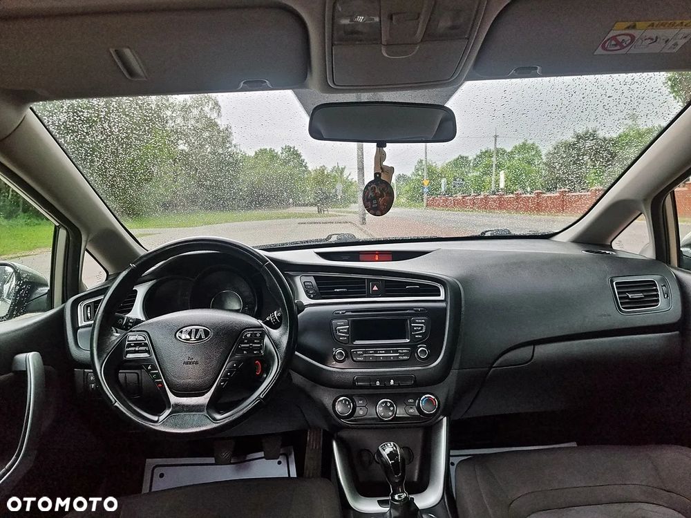 Kia Ceed 1.6 GDI Spirit - 6
