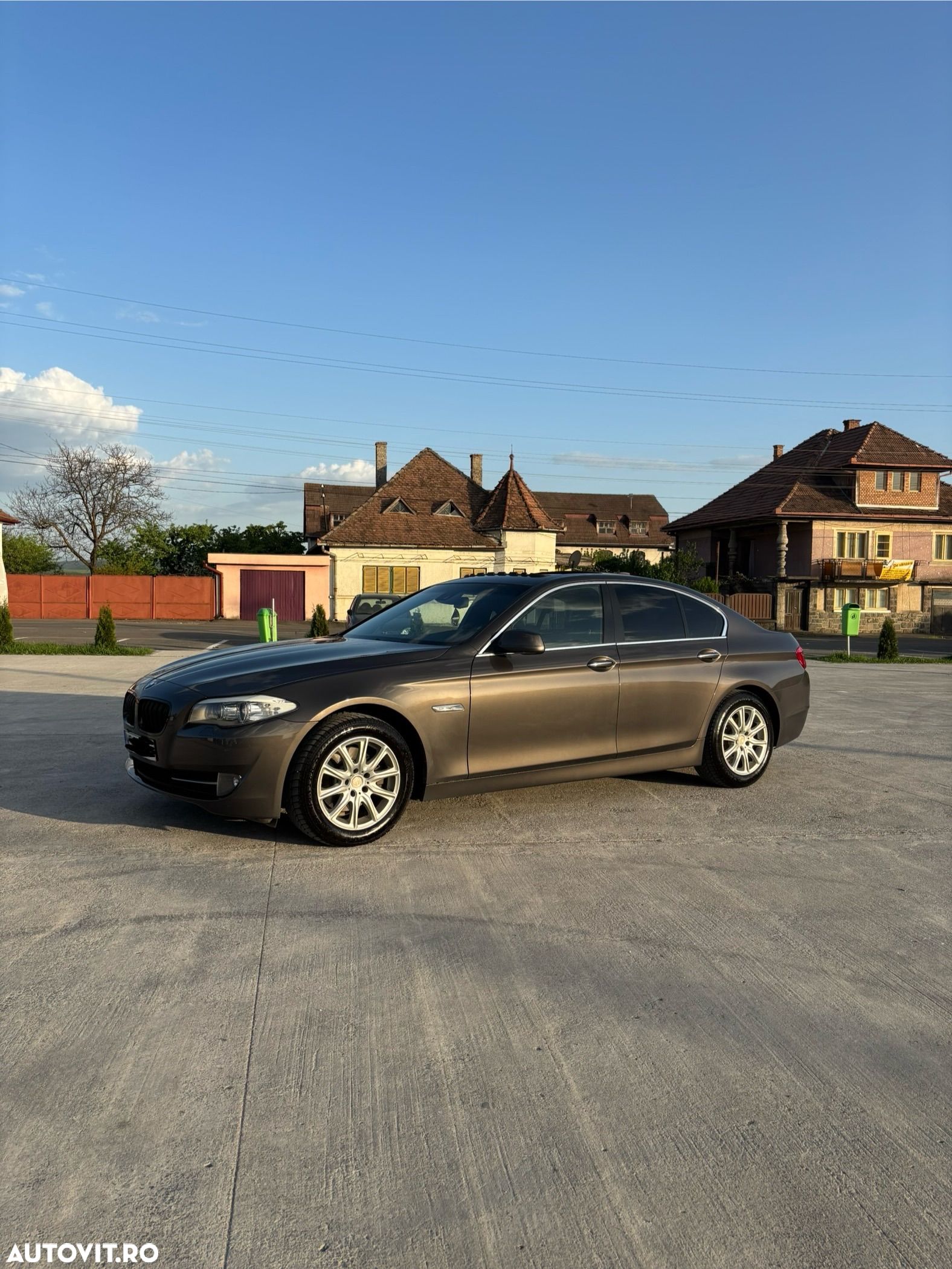 BMW Seria 5 520d Aut. - 1