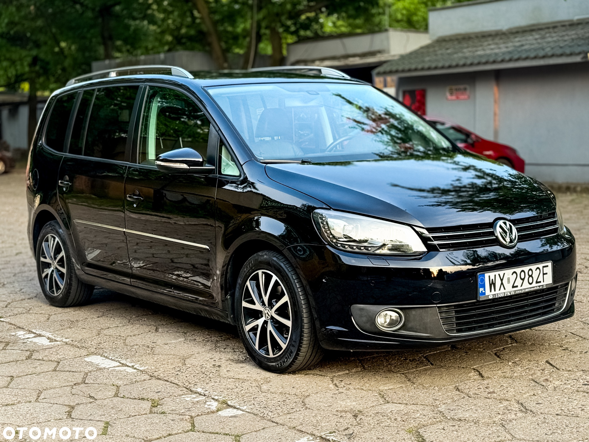 Volkswagen Touran 2.0 TDI DPF DSG Highline - 9