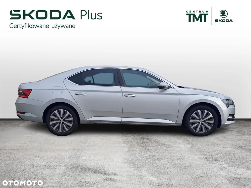Skoda Superb 2.0 TDI SCR Style DSG - 8