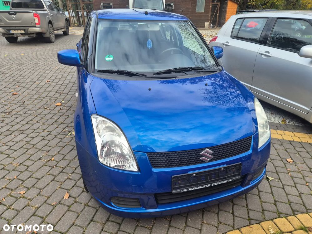 Suzuki Swift 1.3 Club - 2