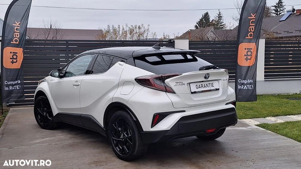 Toyota C-HR Hybrid Style Selection - 7