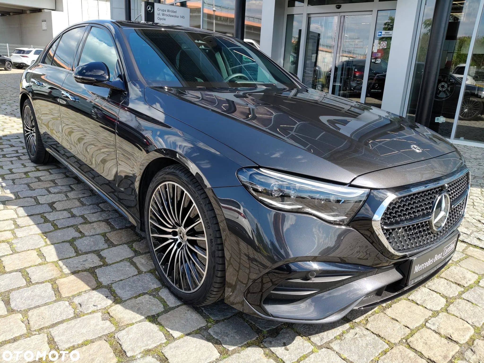 Mercedes-Benz Klasa E 220 d mHEV 4-Matic AMG 9G-Tronic - 1