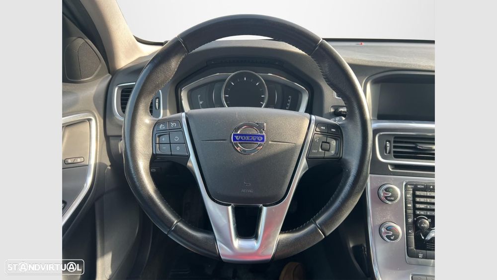 Volvo V60 - 11