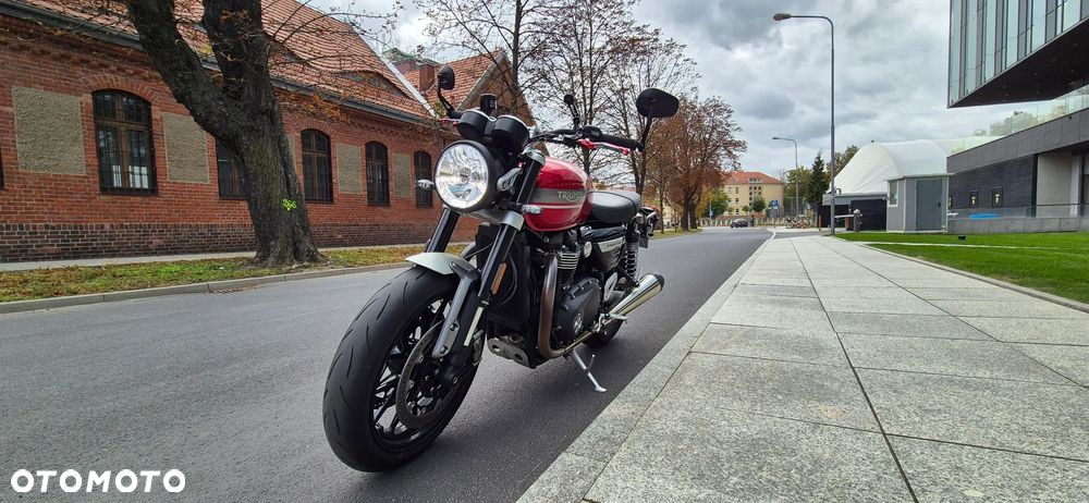 Triumph Speed Twin - 3