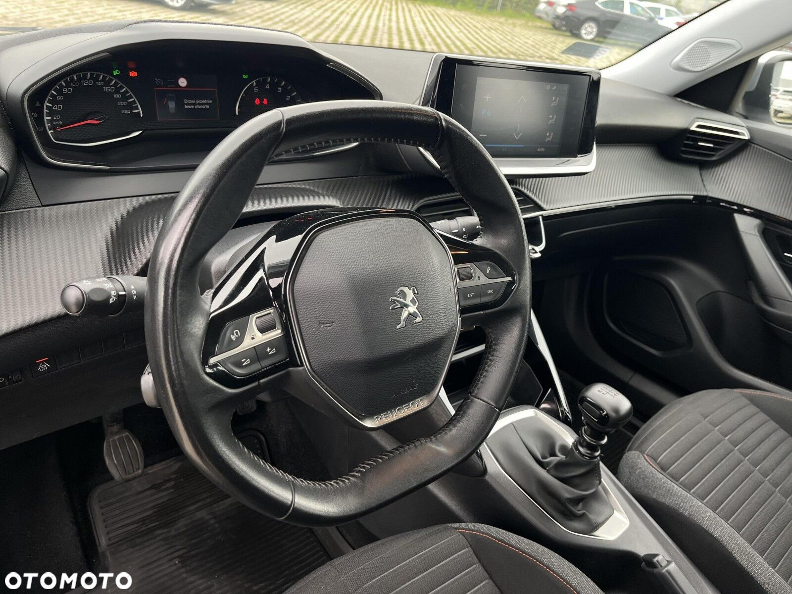 Peugeot 2008 1.2 PureTech Active S&S - 9