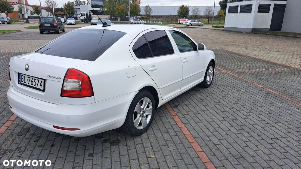 Skoda Octavia 2.0 TDI DPF Ambition - 4