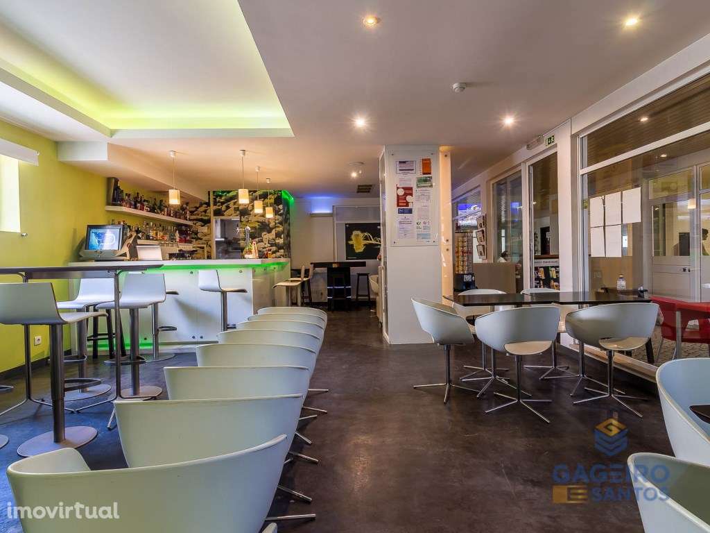 Café / Bar - São Martinho do Porto- Costa de Prata - Grande imagem: 3/12