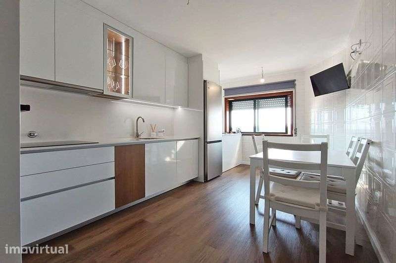 Apartamento T3 Paços de Brandão - Grande imagem: 3/6