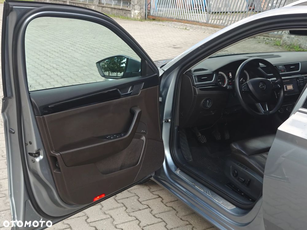 Skoda Superb 2.0 TDI L&K - 10