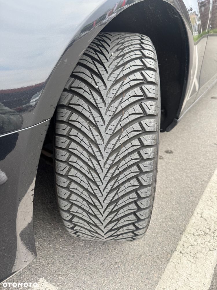 Audi A4 Avant 2.0 TDI DPF multitronic Ambiente - 12