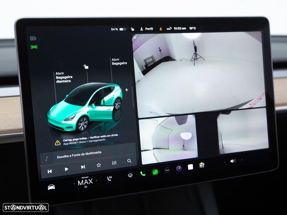 Tesla Model Y Performance Dual Motor AWD - 27