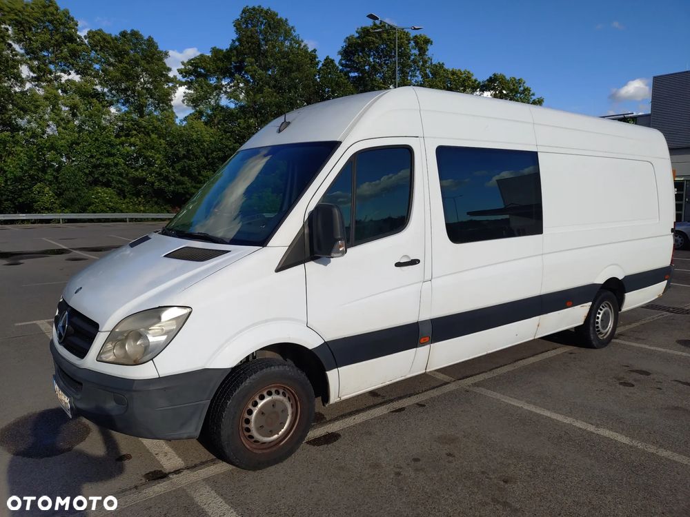 Mercedes-Benz Sprinter - 1
