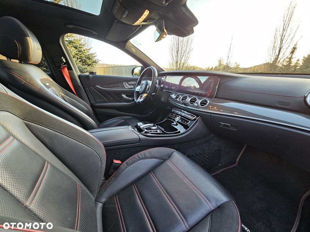 Mercedes-Benz Klasa E - 20