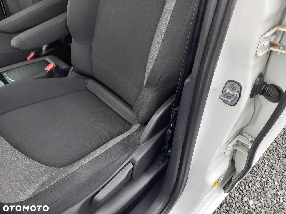 Citroën C4 SpaceTourer BlueHDi 120 Stop&Start FEEL - 36