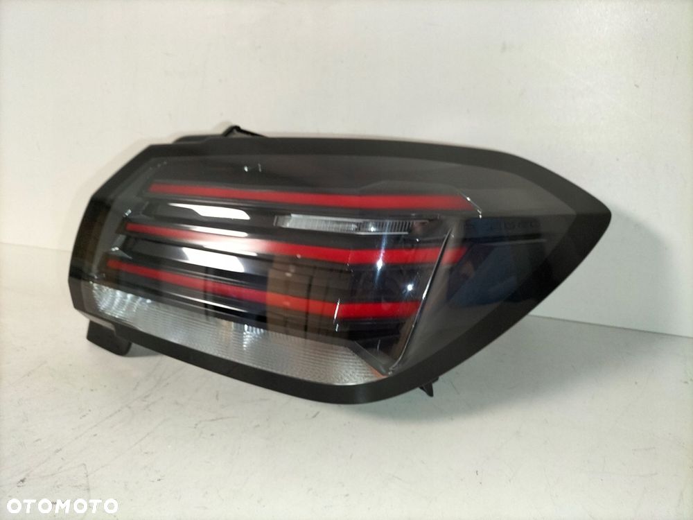 lampa tylna tył prawa peugeot 208 ii lift 23- +led - 2