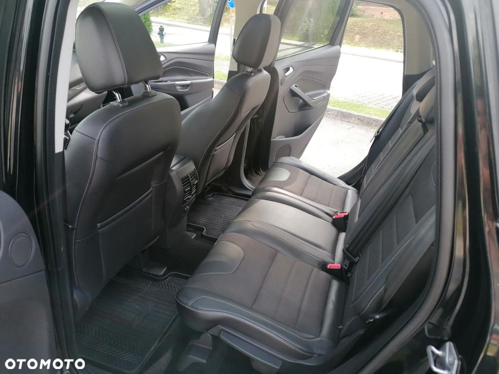 Ford Kuga 2.0 TDCi 4x4 Individual - 32