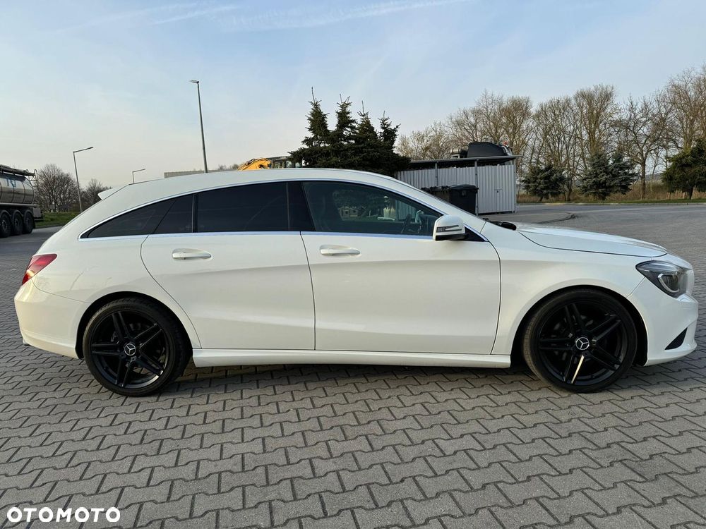 Mercedes-Benz CLA 220 d 7G-DCT Peak Edition - 16