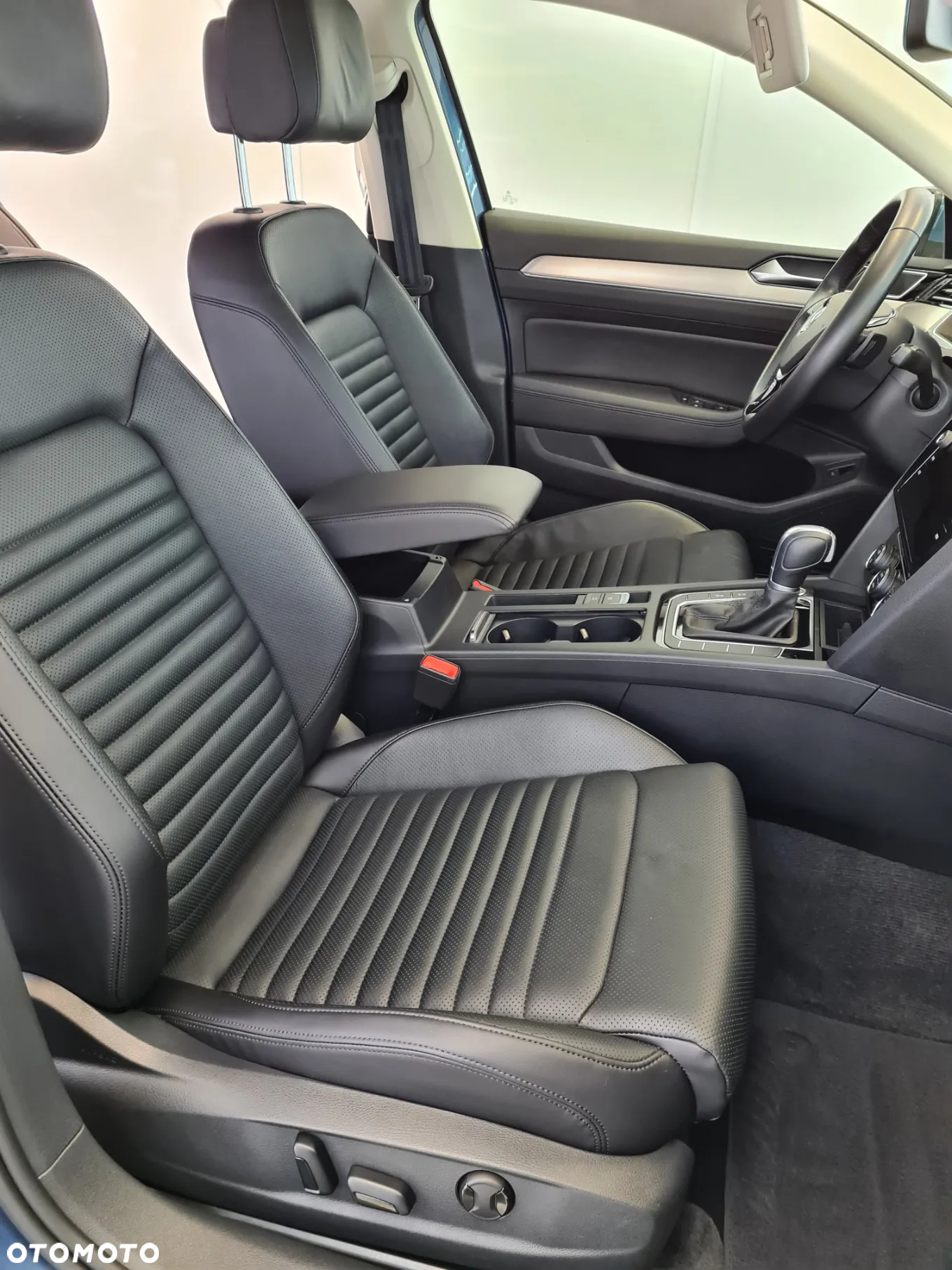 Volkswagen Passat 2.0 TDI BMT Highline DSG - 9