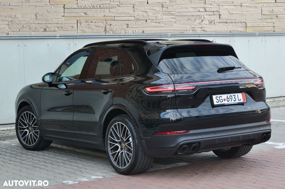 Porsche Cayenne Tiptronic S - 3