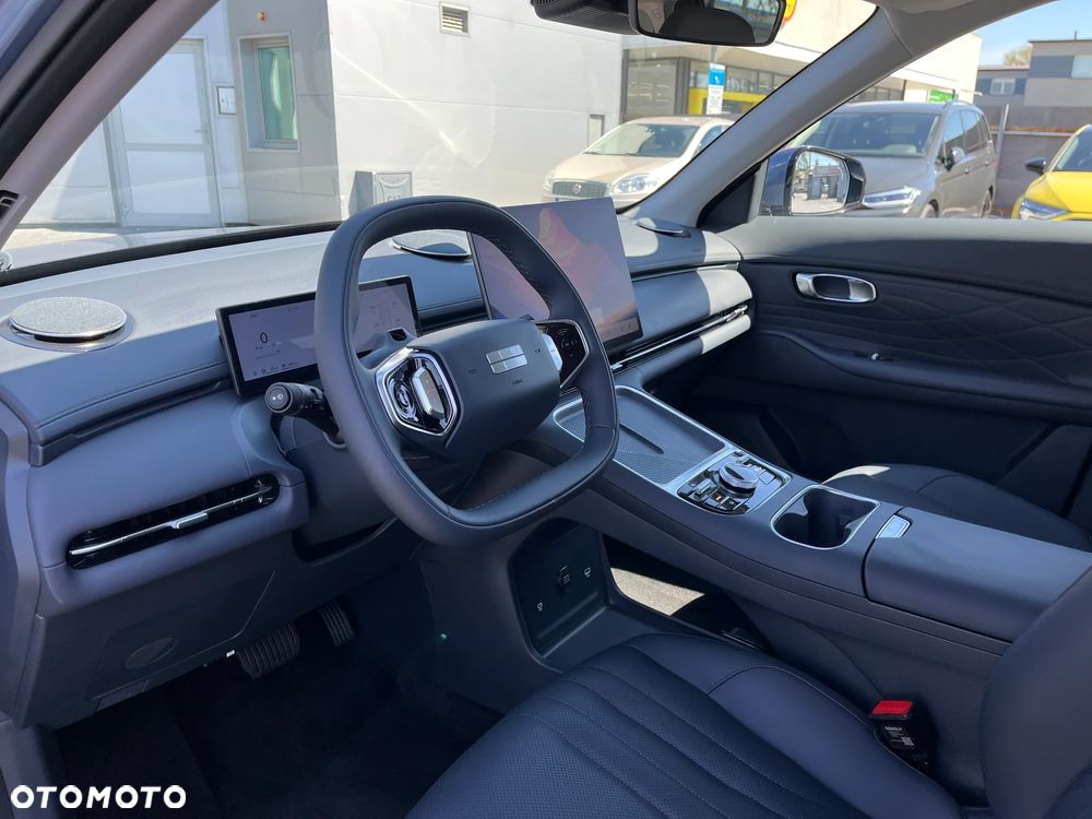 Geely Starray EM-i 1.5 PHEV Pro - 10