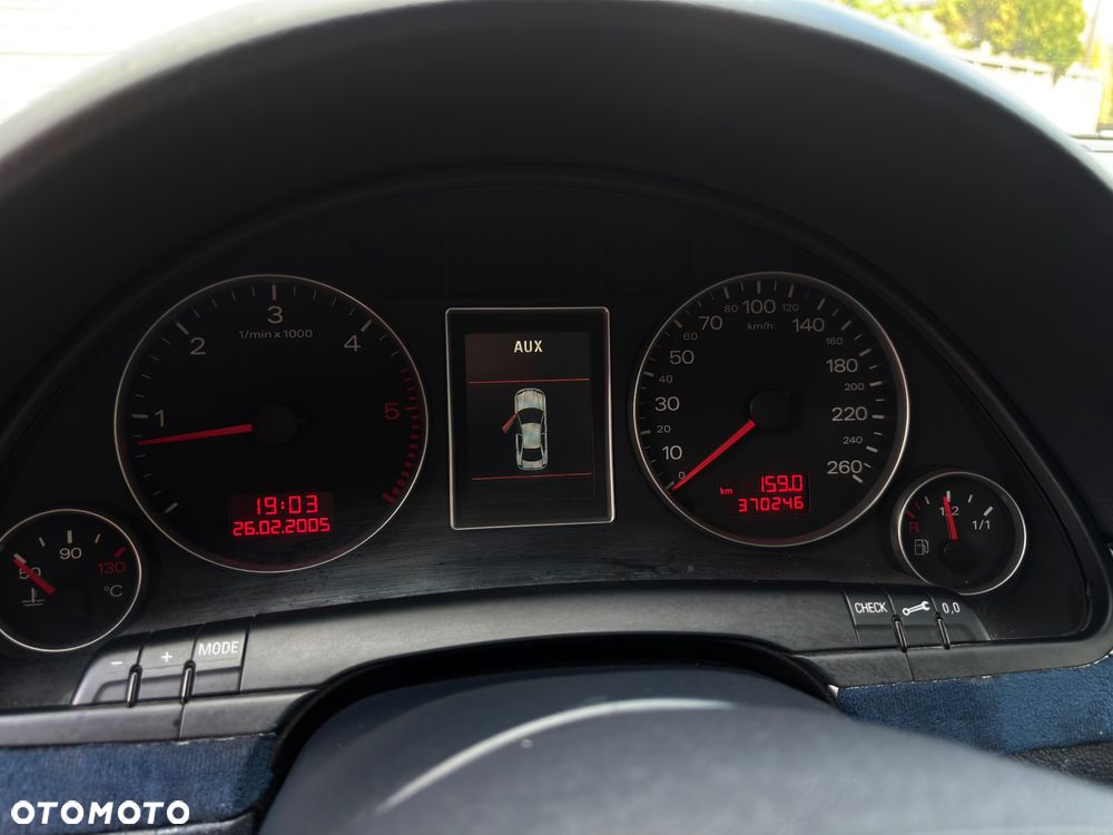 Audi A4 Avant 2.5 TDI - 19