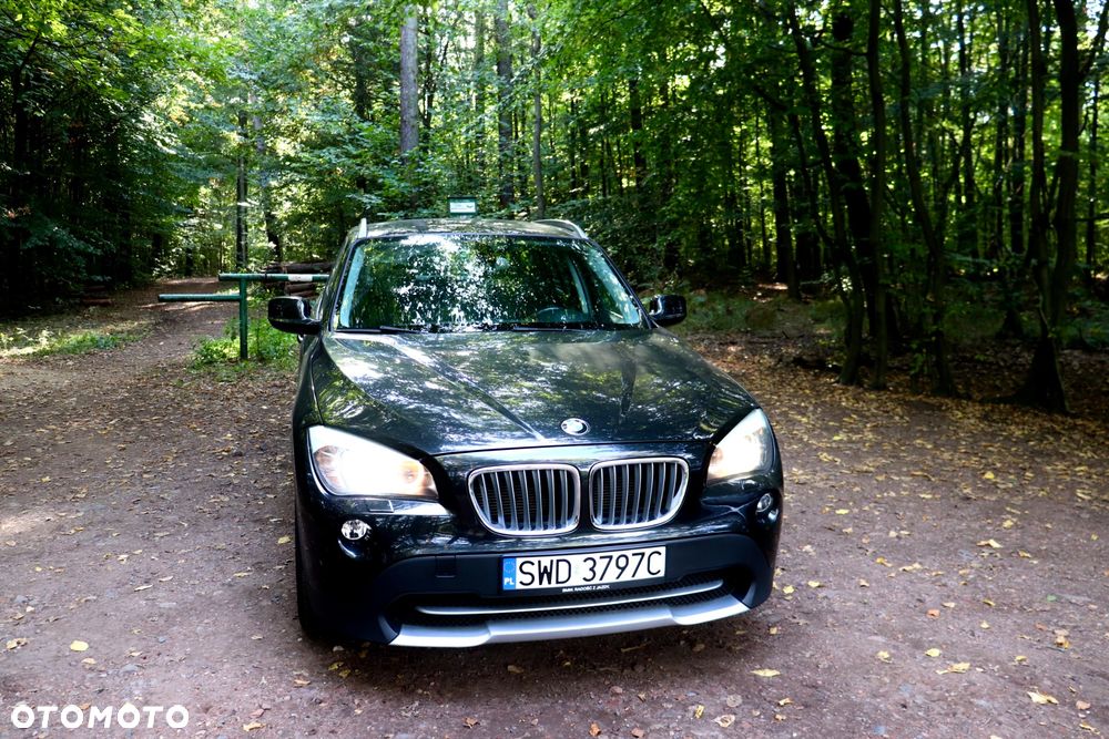 BMW X1 xDrive18d - 1