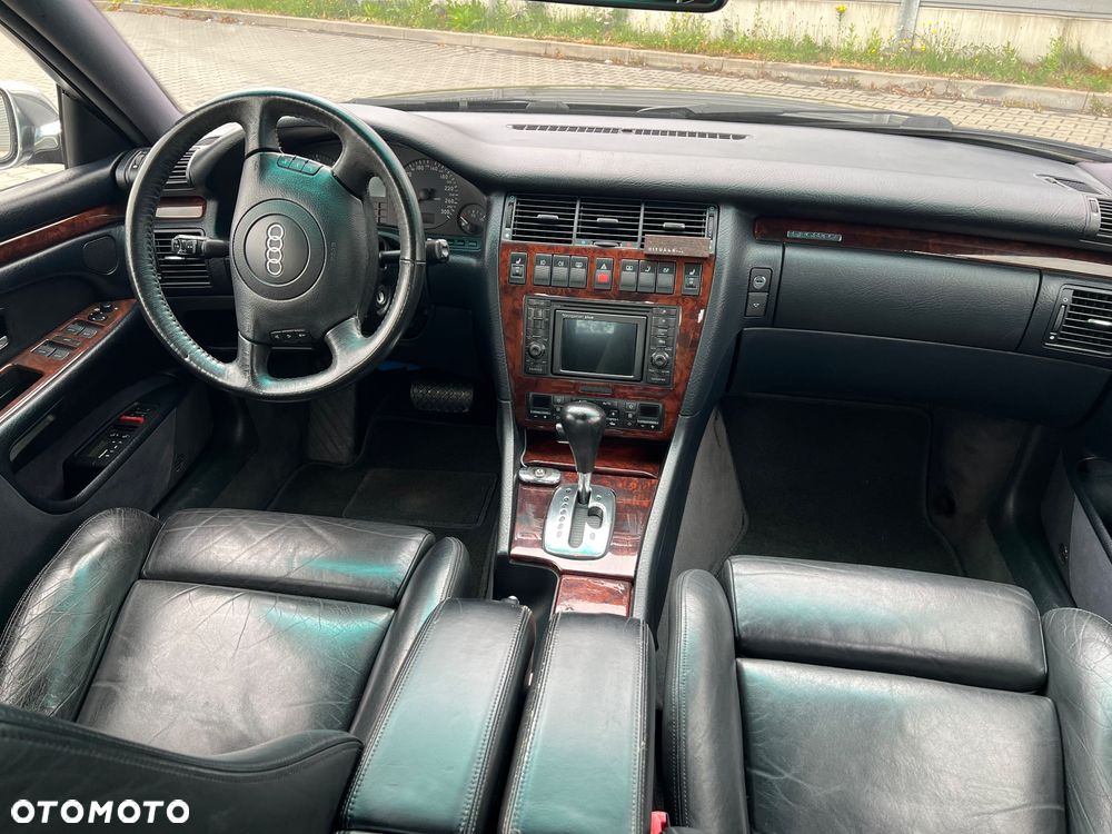 Audi S8 - 13