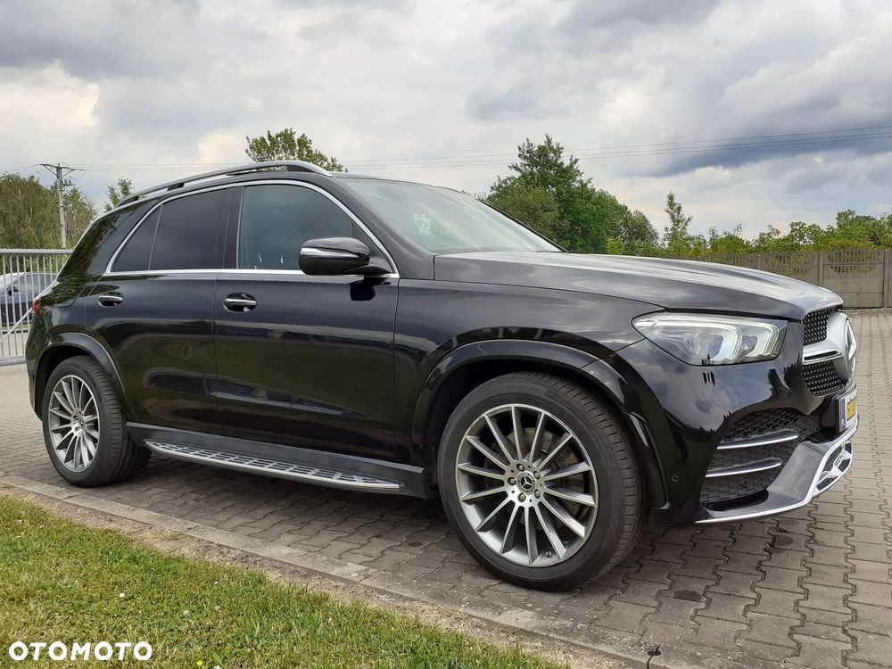 Mercedes-Benz GLE 300 d 4Matic 9G-TRONIC AMG Line - 14