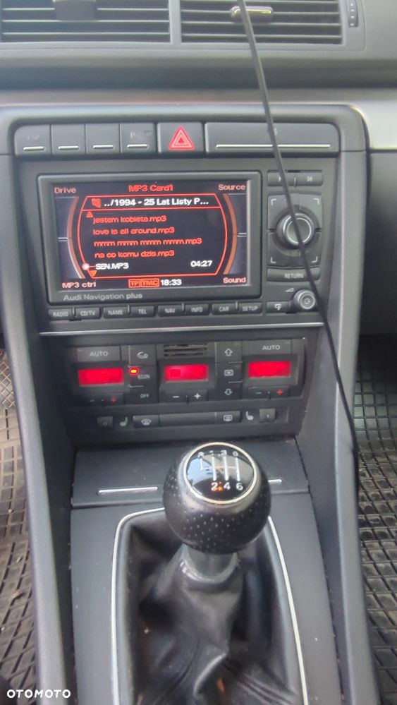 Audi A4 Avant 2.0 TDI Quattro - 9