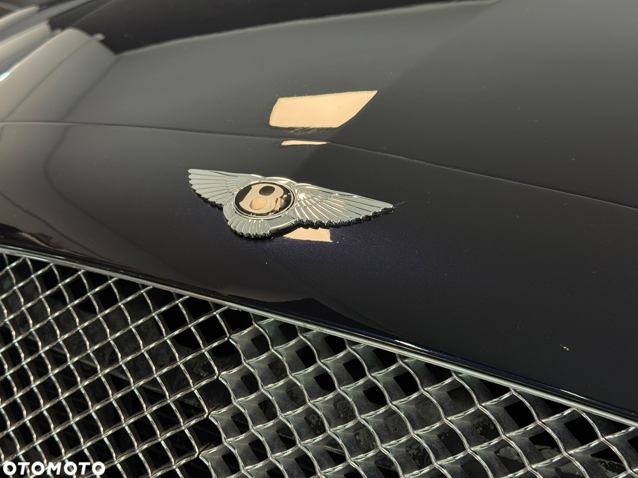 Bentley Continental GT - 11