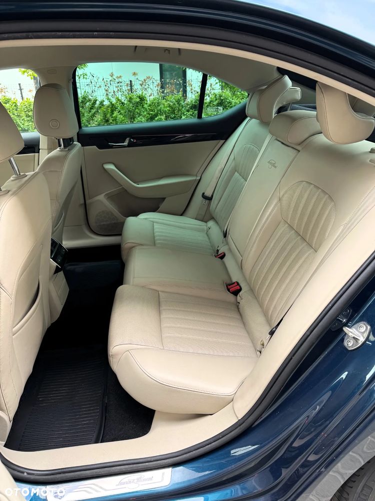 Skoda Superb 2.0 TDI SCR 4x4 L&K DSG - 16