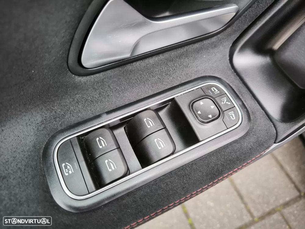 Mercedes-Benz A 180 d AMG Line - 46